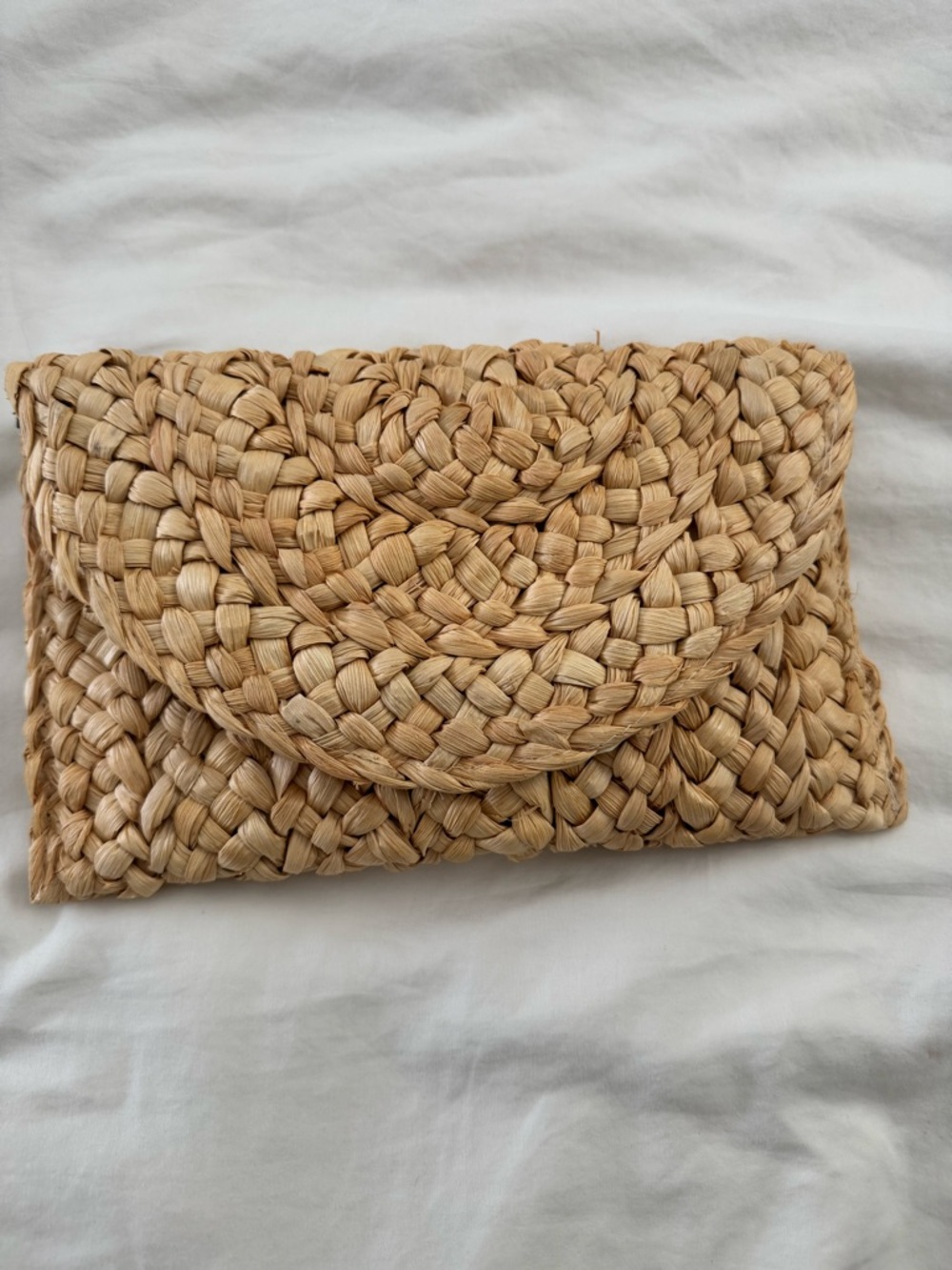Handwoven Straw Clutch Bag in Natural